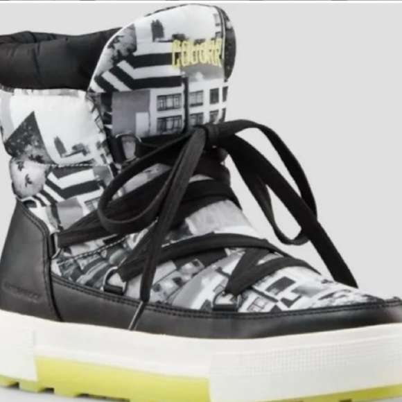 NEW....Cougar Wink Nylon Waterproof Black-College Boots ..Size 11 - Picture 1 of 10